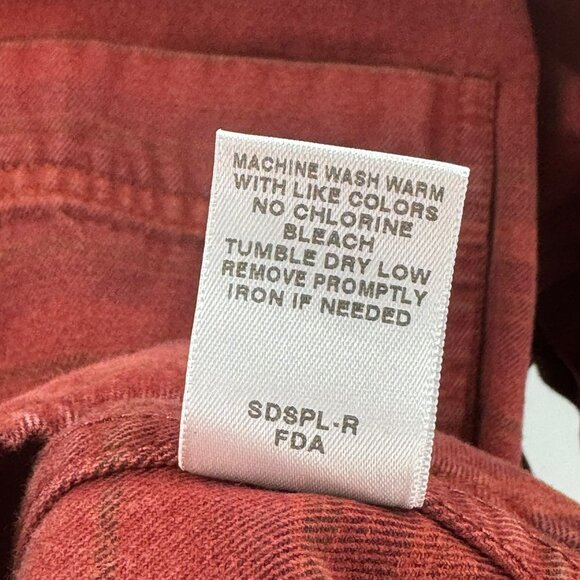 Cabelas Mens Burgundy Long Sleeve Button-Down Shirt Size L 100% Cotton Casual - Picture 4 of 5